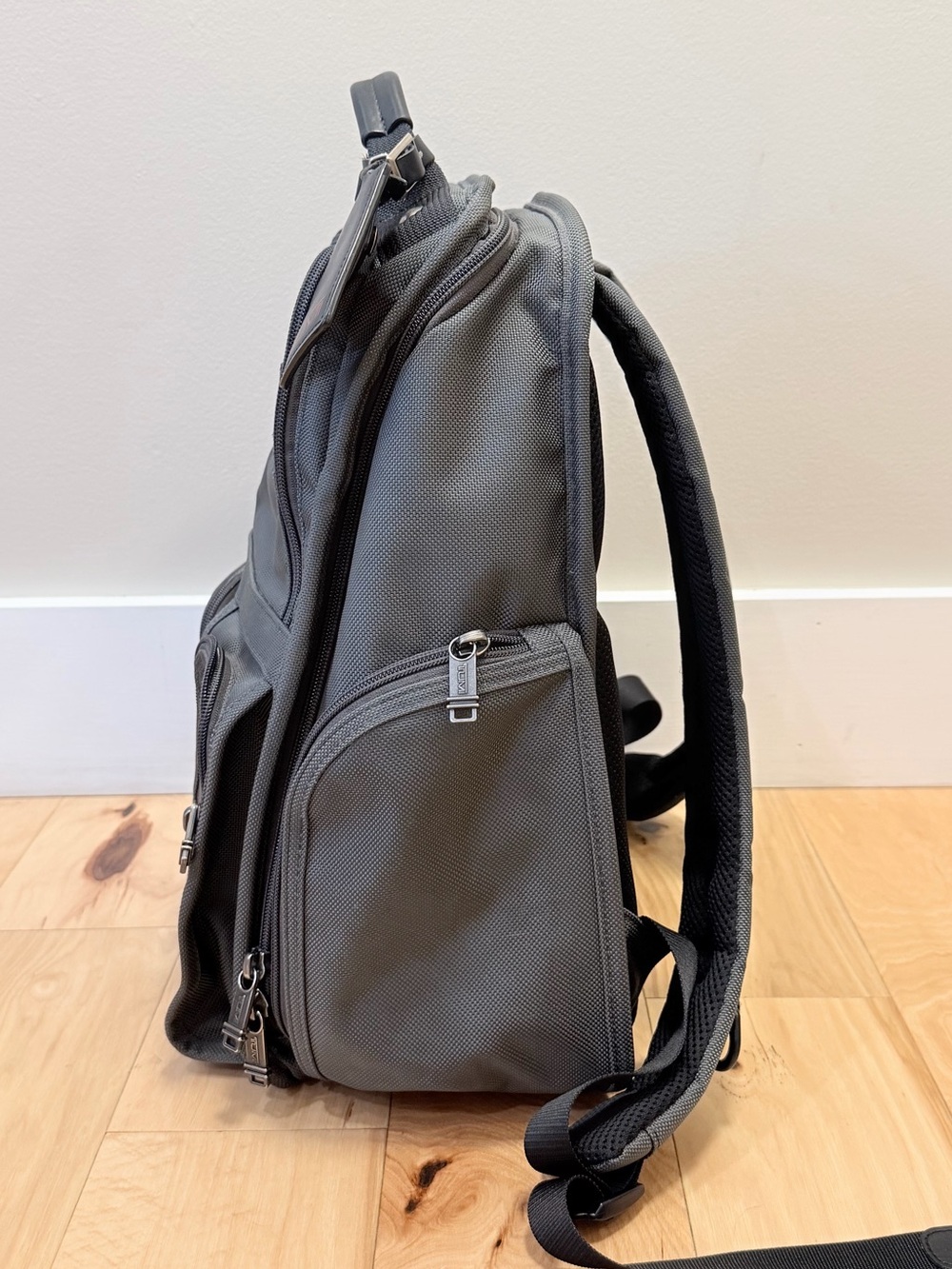 Tumi Alpha Ballistic Nylon Compact Laptop Backpack - Picture 2 of 9